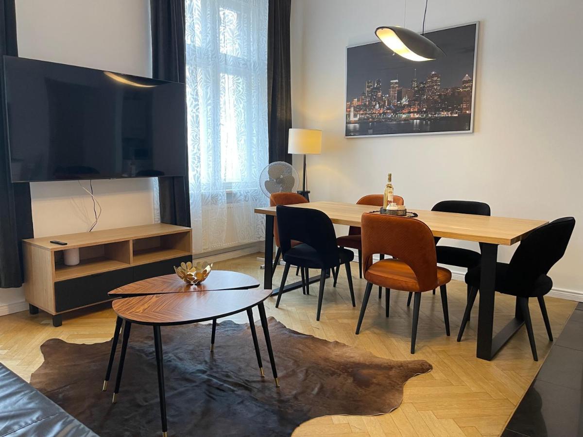 Golden Pearl - Main Square, 100 Sqm, 4 Rooms Krakow Dış mekan fotoğraf