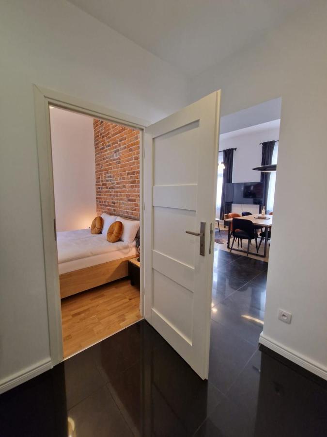 Golden Pearl - Main Square, 100 Sqm, 4 Rooms Krakow Dış mekan fotoğraf