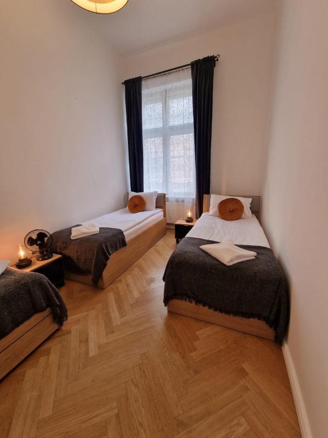 Golden Pearl - Main Square, 100 Sqm, 4 Rooms Krakow Dış mekan fotoğraf