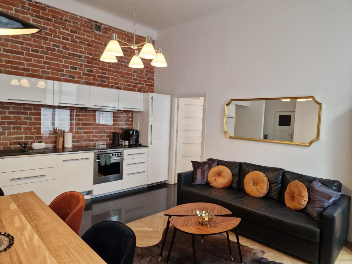 Golden Pearl - Main Square, 100 Sqm, 4 Rooms Krakow Dış mekan fotoğraf