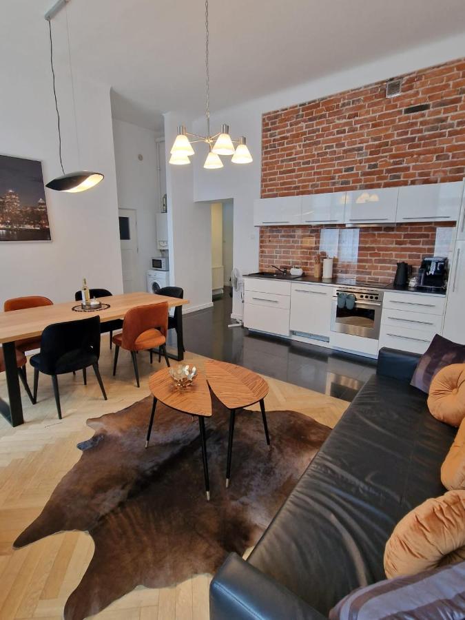 Golden Pearl - Main Square, 100 Sqm, 4 Rooms Krakow Dış mekan fotoğraf