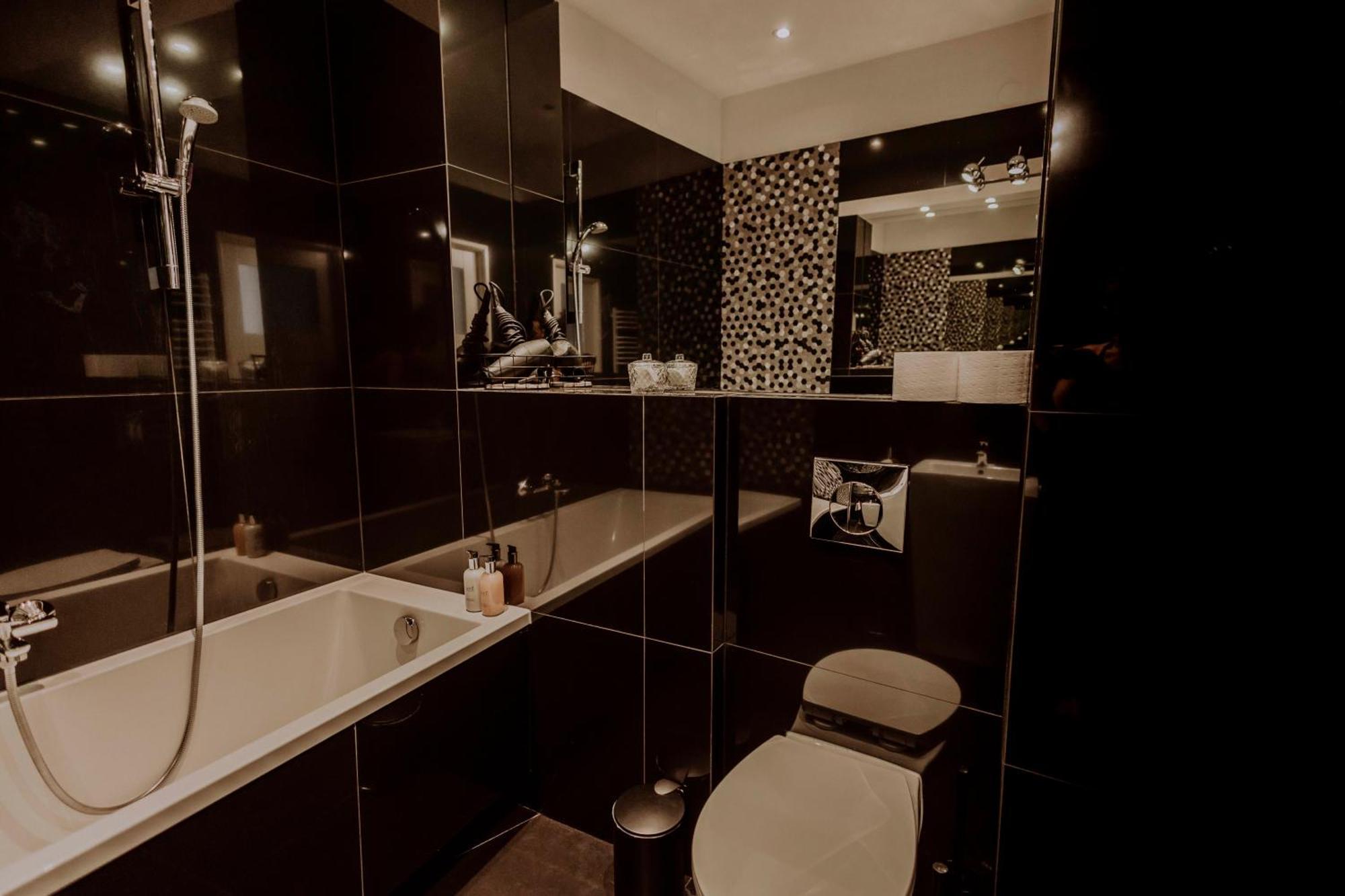 Golden Pearl - Main Square, 100 Sqm, 4 Rooms Krakow Dış mekan fotoğraf