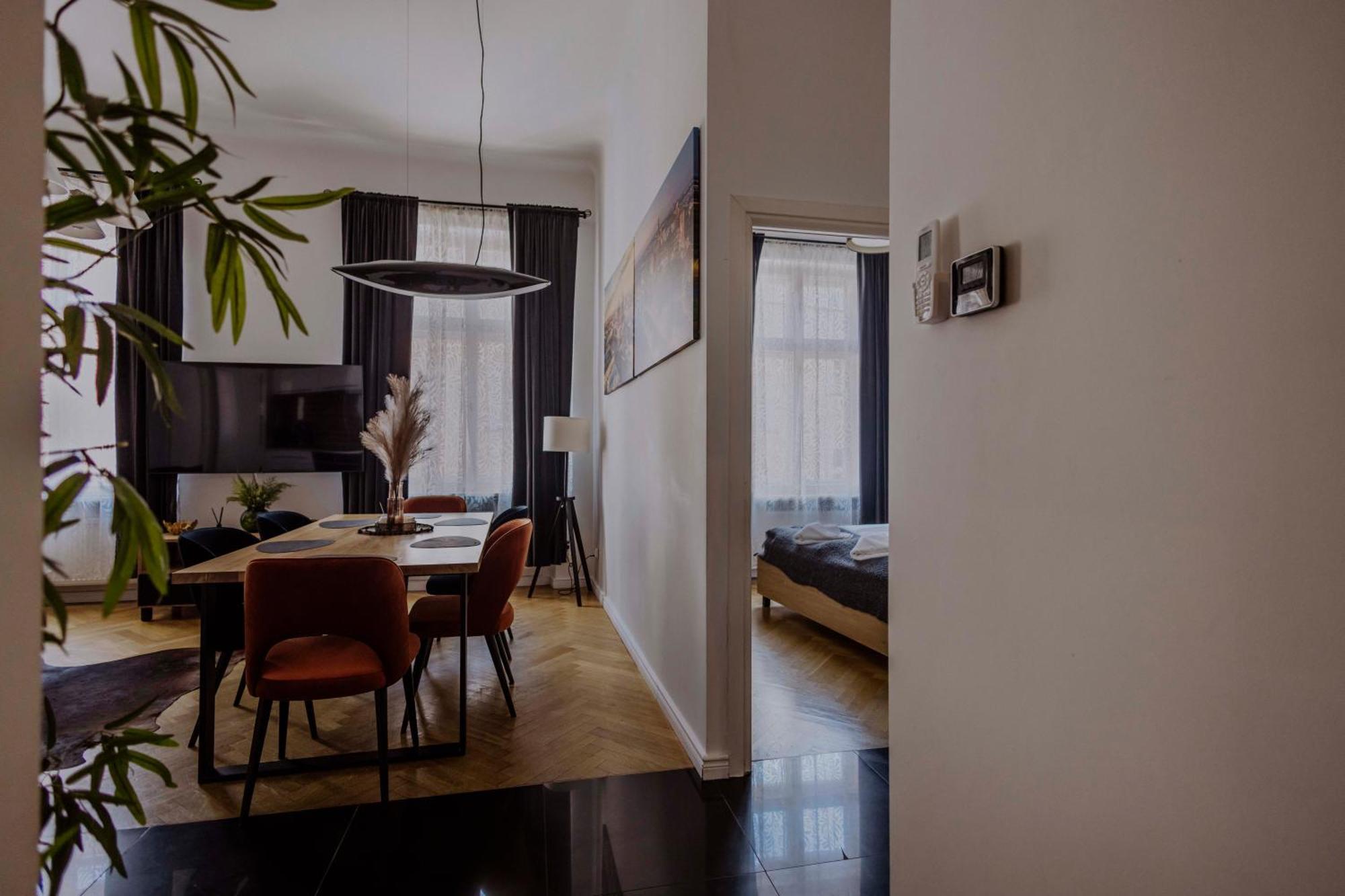 Golden Pearl - Main Square, 100 Sqm, 4 Rooms Krakow Dış mekan fotoğraf